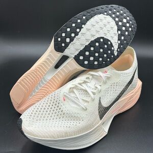 Nike ZoomX VaporFly Next% 3 Running Shoes Guava Ice Women’s Sz 10 DV4130-103 New